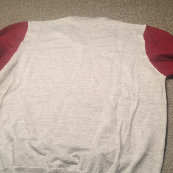 Sweater - Picture 4 of 4